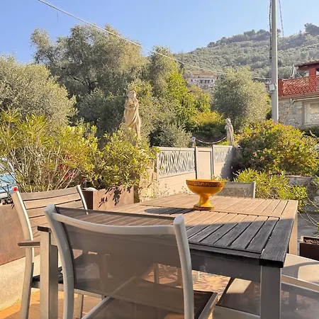 Casa Bisou Italia Wifi Et Parking Free Privato * Diano San Pietro